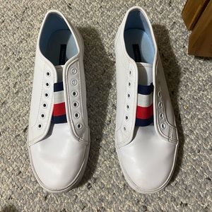 Tommy Hilfiger slip on sneaker